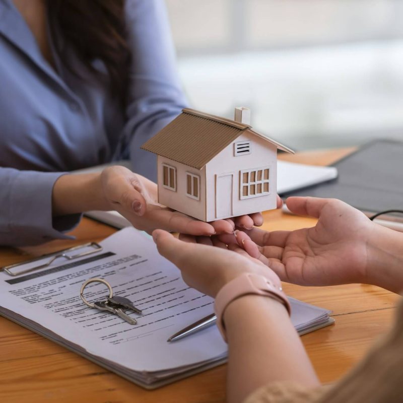 attention-to-property-services-and-insurance-concept-sales-manager-or-real-estate-agent-will-be-prep.jpg attention-to-property-services-and-insurance-concept-sales-manager-or-real-estate-agent-will-be-prep.jpg